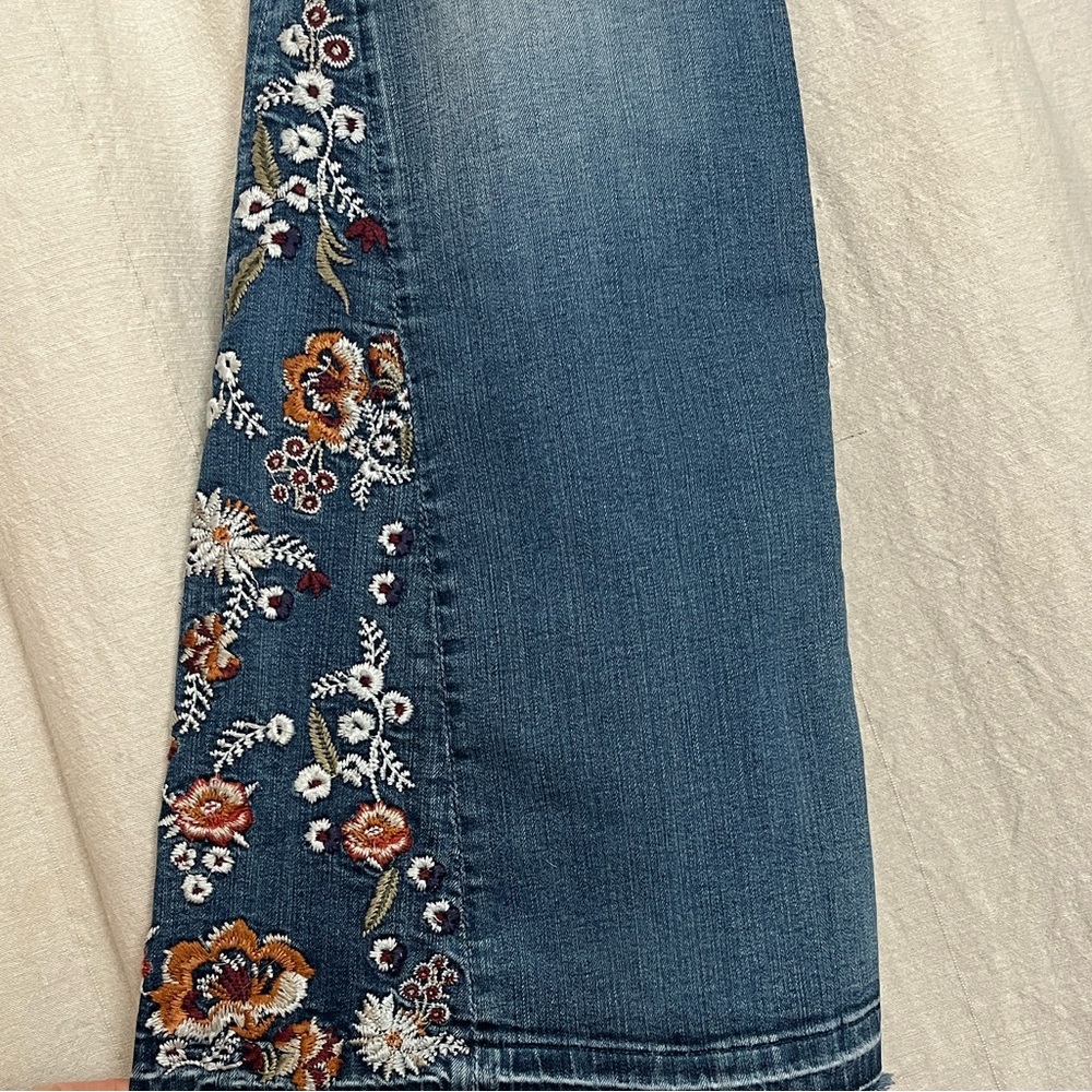 DRIFTWOOD Denim Flare Jeans with Floral Details